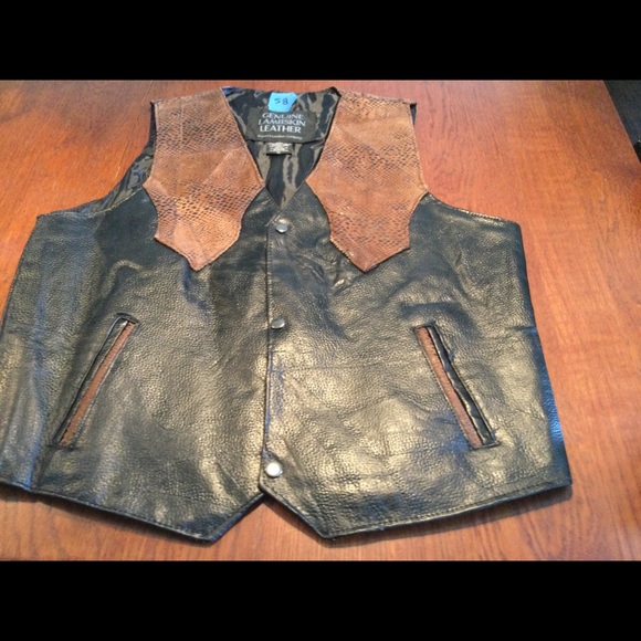 Navarre Leather XL vest - Picture 4 of 6